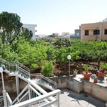 Il Giardino Degli Agrumi 库斯托纳奇 外观 照片
