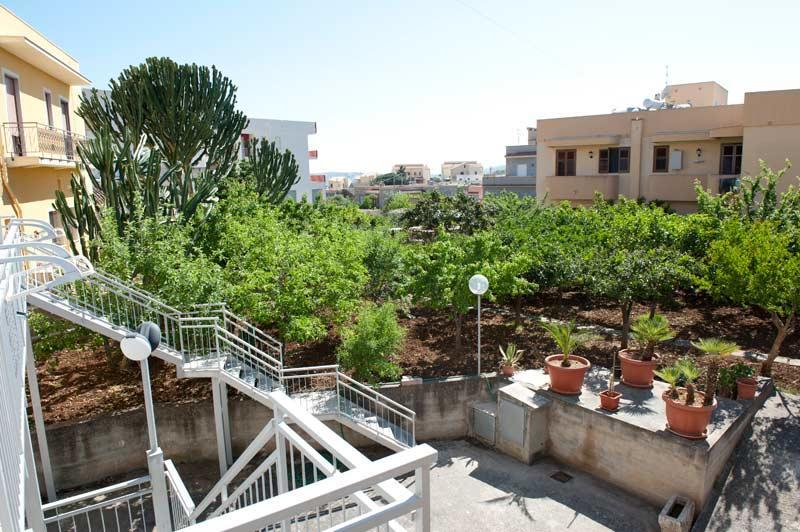 Il Giardino Degli Agrumi 库斯托纳奇 外观 照片